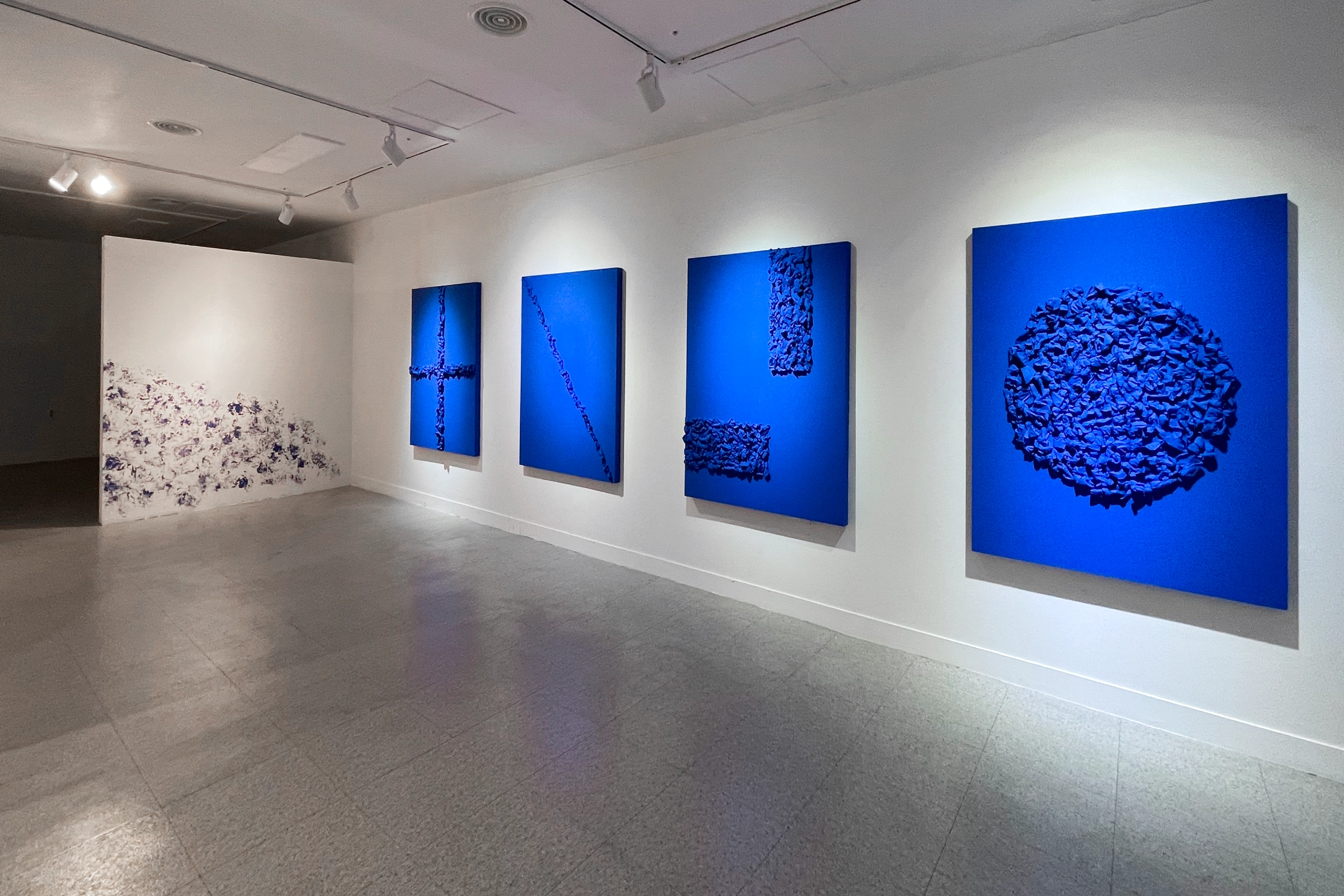 I'm Blue Exhibition3